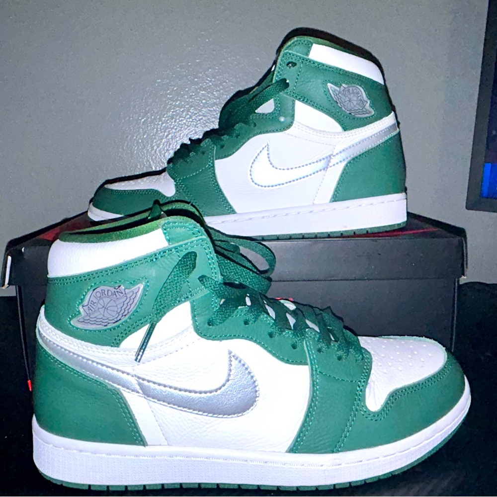 Jordan 1 Retro OG, SIZE 10 MEN, will negotiate if necessary